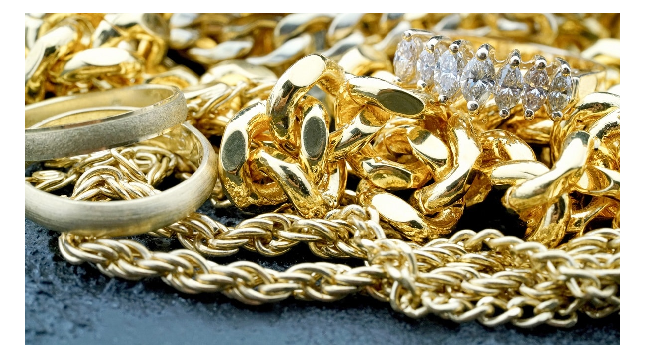 All you need to know about gold jewellery